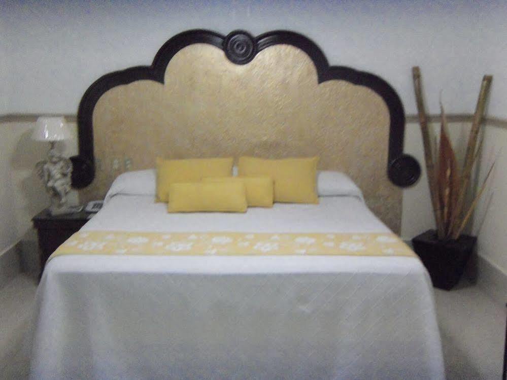 Hotel Gya Express アグアスカリエンテス エクステリア 写真